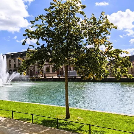 Au Coeur De - Calme Et Confort Apartment